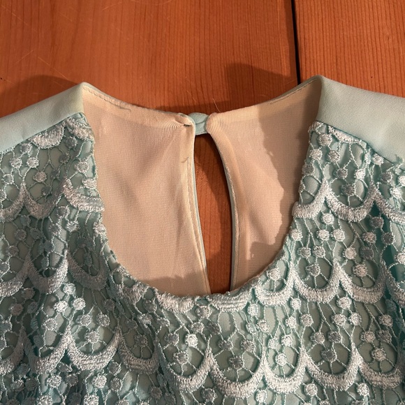 Vintage 1970s Mint Green Lace Yoke Prairie Dress Romantic Cottagecore Midi - Picture 4 of 6
